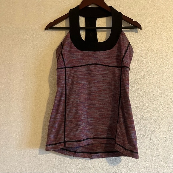 Lululemon Women's Black March Multi Colored Rainbow Stripped Scoop Neck Tank 8 - Picture 6 of 11